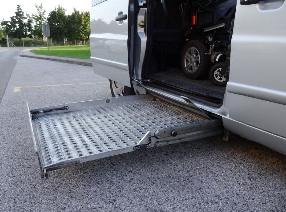 officina flavio zamboni AUTO PER DISABILI (3).jpg